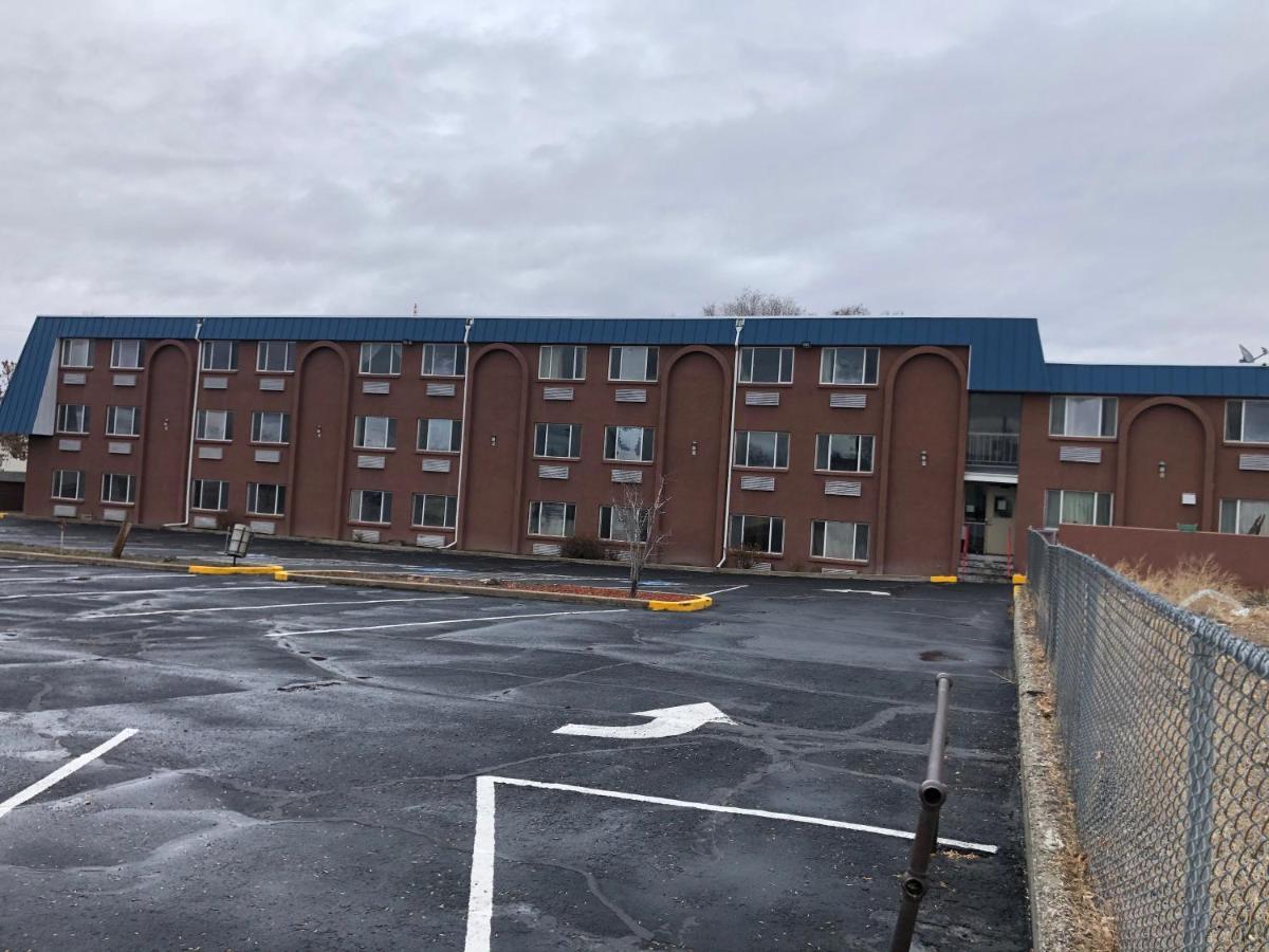 Val-U Inn Winnemucca Buitenkant foto